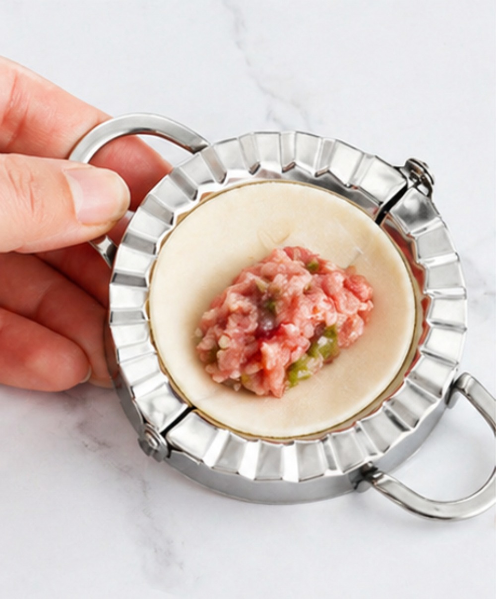 手動餃子メーカー ステンレス製 ラッパーモールドプレス ラビ - Kitchen Gadgets That Are Useful のレビューと価格